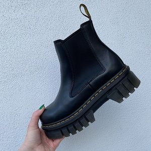 DR. MARTENS AUDRICK CHELSEA BLACK WOMENS SIZE 8